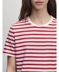 футболка женская красный графика мелкая