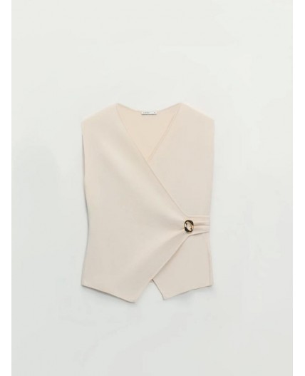 блузка с брошью женская молочный