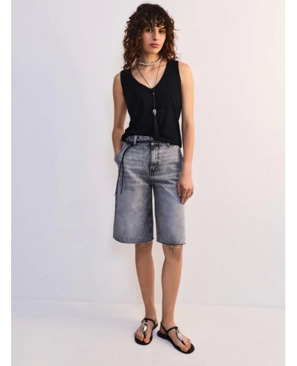 брюки (бермуды) джинсовые женские светло-серый