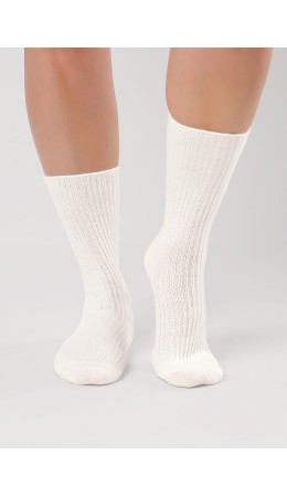 ЭЙС Носки жен.Д176Ш акрил зима, молочный