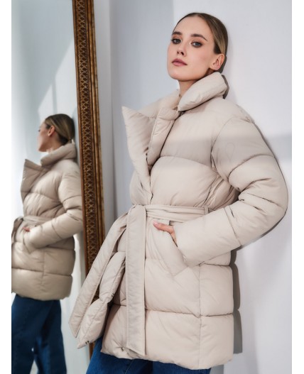Пуховик женский бежевый