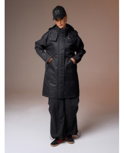 Плащ женский утепленный черный