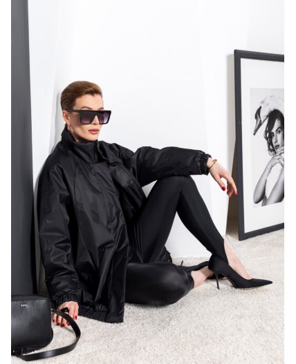 Плащ утепленный черный