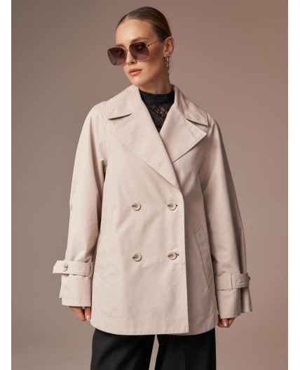 Плащ женский светло-бежевый