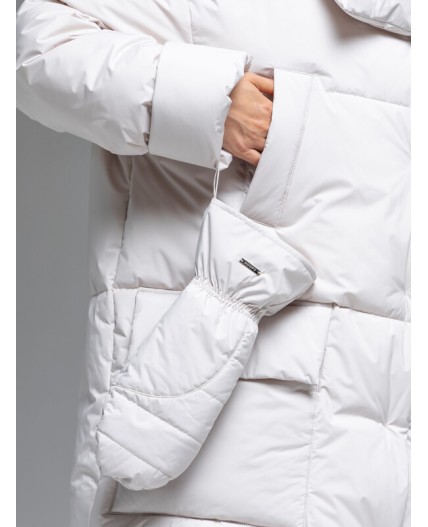 Пуховик женский светло-бежевый