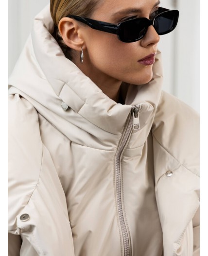 Пуховик женский светло-бежевый