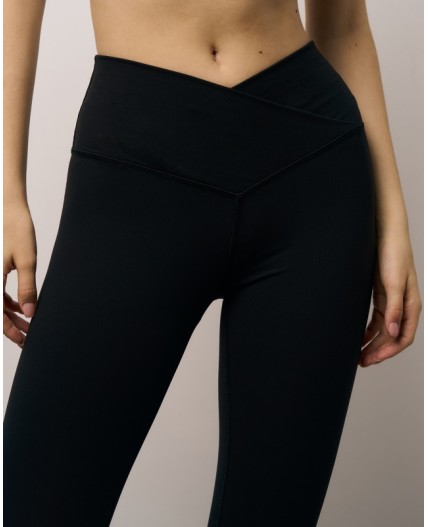 Леггинсы спортивные:жен. МОДЕЛЬ 9 Черный