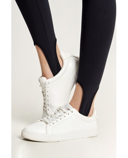 Леггинсы со штрипками:жен. МОДЕЛЬ 3 Черный