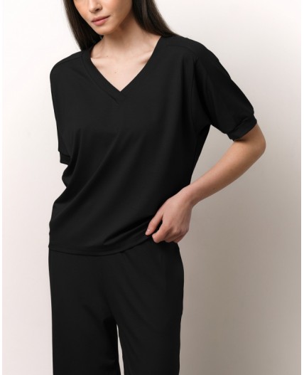 Футболка:жен. МОДЕЛЬ 70 Черный