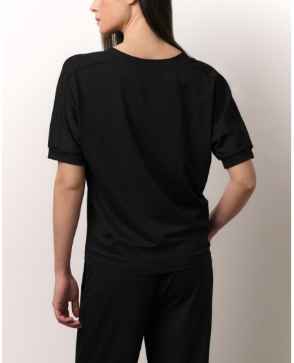 Футболка:жен. МОДЕЛЬ 70 Черный