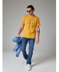 футболка мужская горчичный
