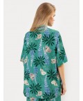 Блузка цветы на зеленом