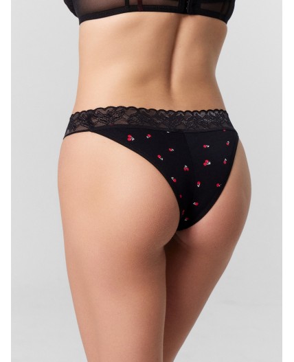 Трусы вишенки на черном