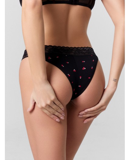 Трусы вишенки на черном