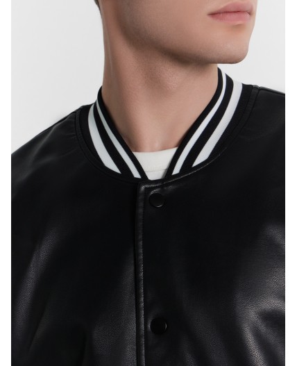 Бомбер черный