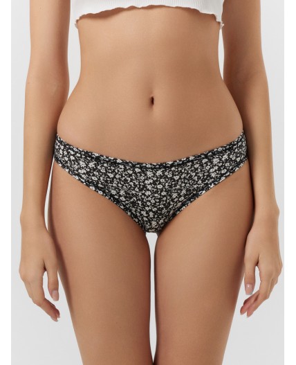 Трусы цветы на черном