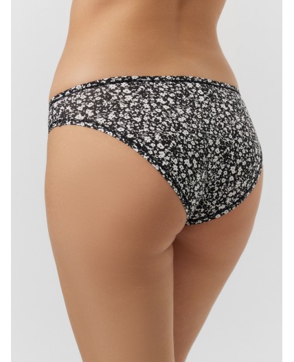 Трусы цветы на черном