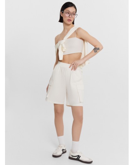 Шорты молочный