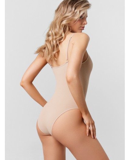 Боди бежевый 1