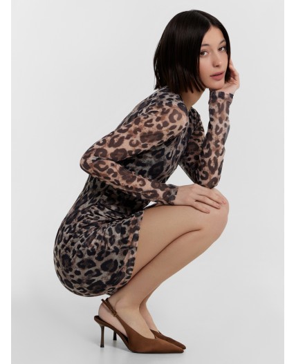 Платье крупный леопард