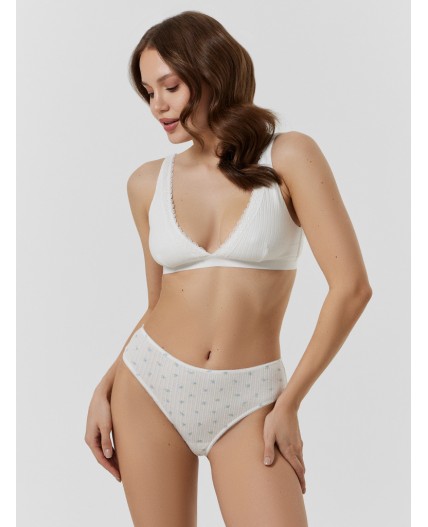 Трусы цветочки на белом