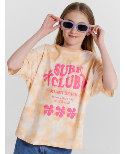 Футболка пятна на персике