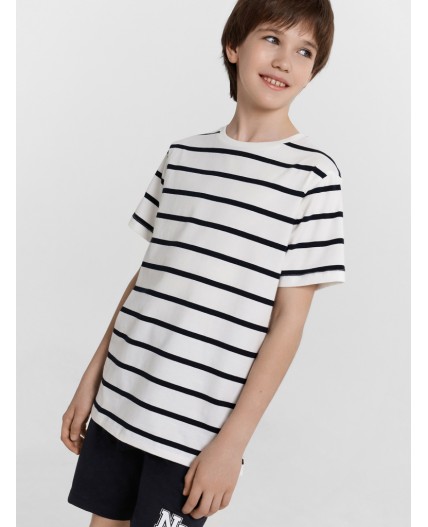 Футболка черно -белая полоска