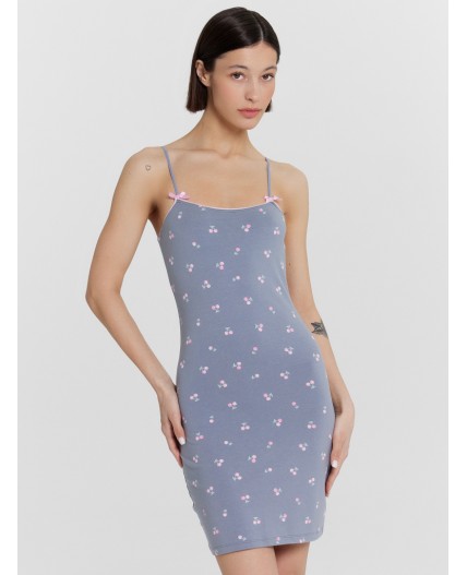 Сорочка вишни на сизом