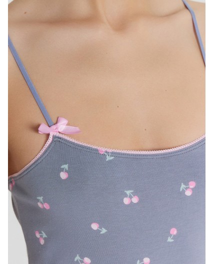 Сорочка вишни на сизом