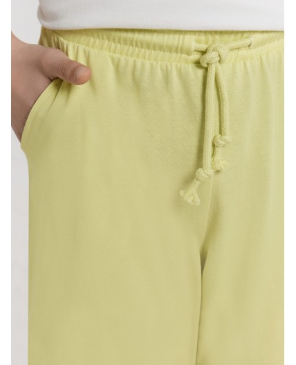 Шорты нежно -салатовый