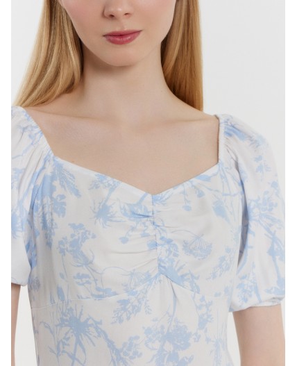 Платье цветы на белом