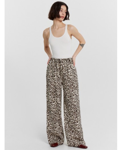 Брюки крупный леопард