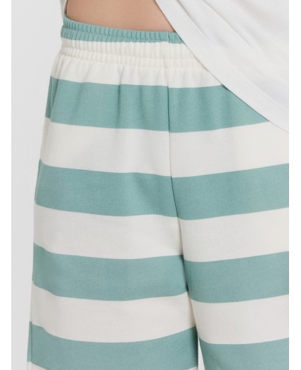Шорты шалфейно -молочная полоска