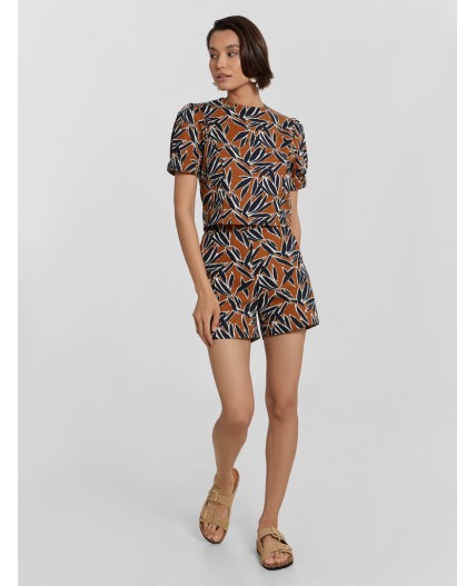 Шорты листья на карамели