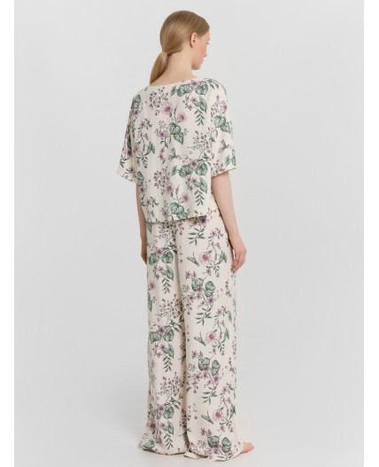 Комплект домашний цветы на св.молочном1