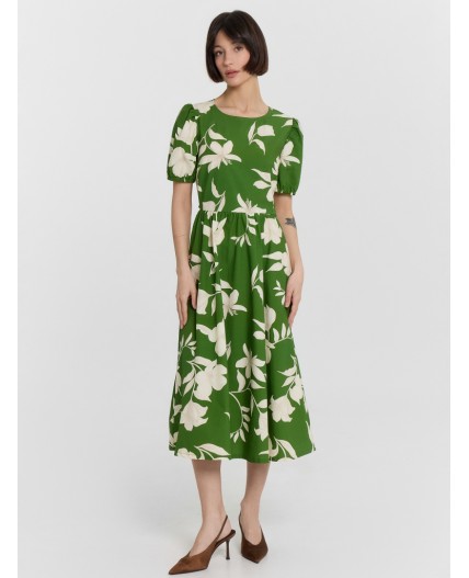 Платье цветы на зеленом