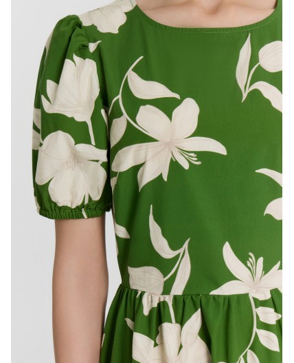 Платье цветы на зеленом