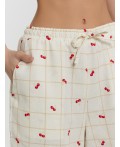 Шорты вишенки на молочной клетке