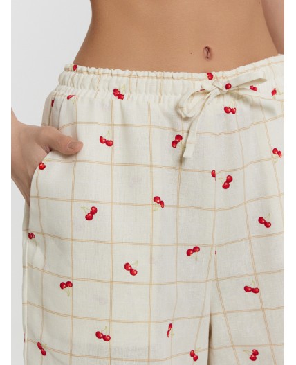 Шорты вишенки на молочной клетке