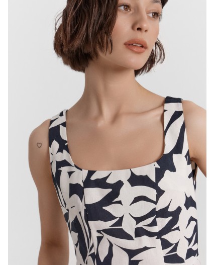 Сарафан цветы на молочном