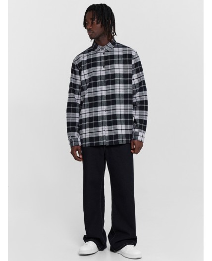Рубашка черно -белая клетка
