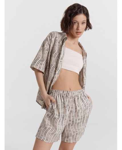 Шорты полоски на молочном