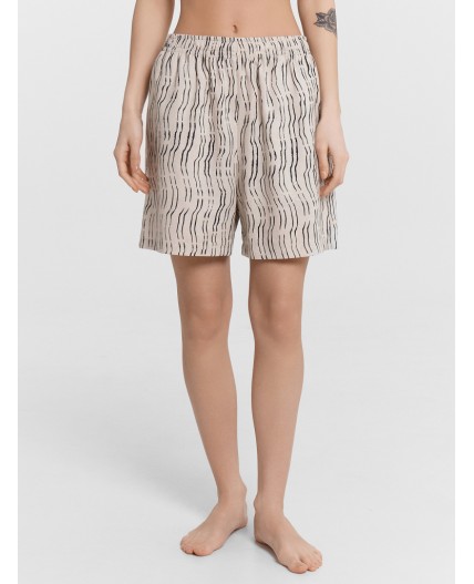 Шорты полоски на молочном