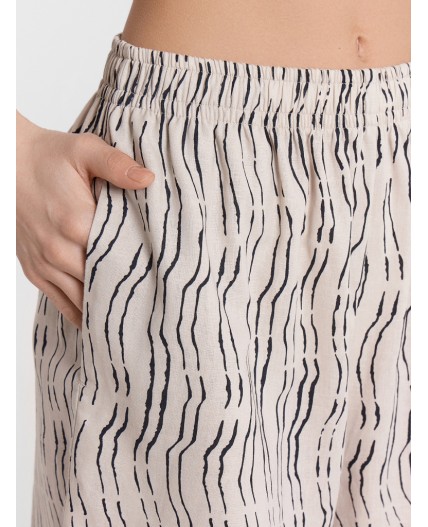 Шорты полоски на молочном