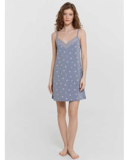 Сорочка вишни на сизом