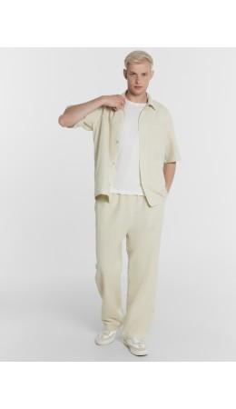 Брюки молочный