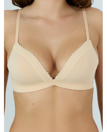 Бюстгальтер бежевый 1
