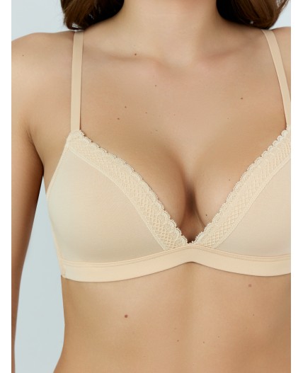 Бюстгальтер бежевый 1
