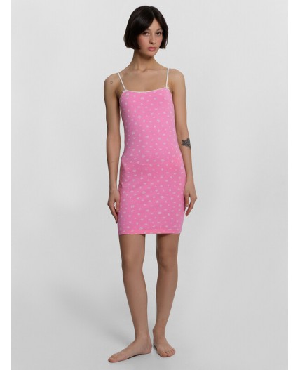 Сорочка розочки на розовом