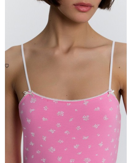 Сорочка розочки на розовом